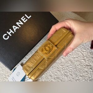 🔥100% Authentic Chanel Classic Clutch with Tassel Quilted Gold Lambskin Leather🔥